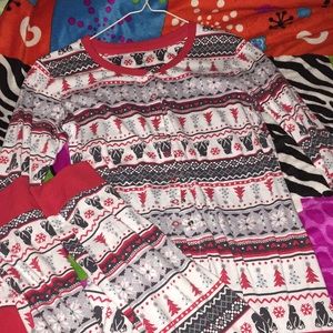 Woman’s Christmas pjs!